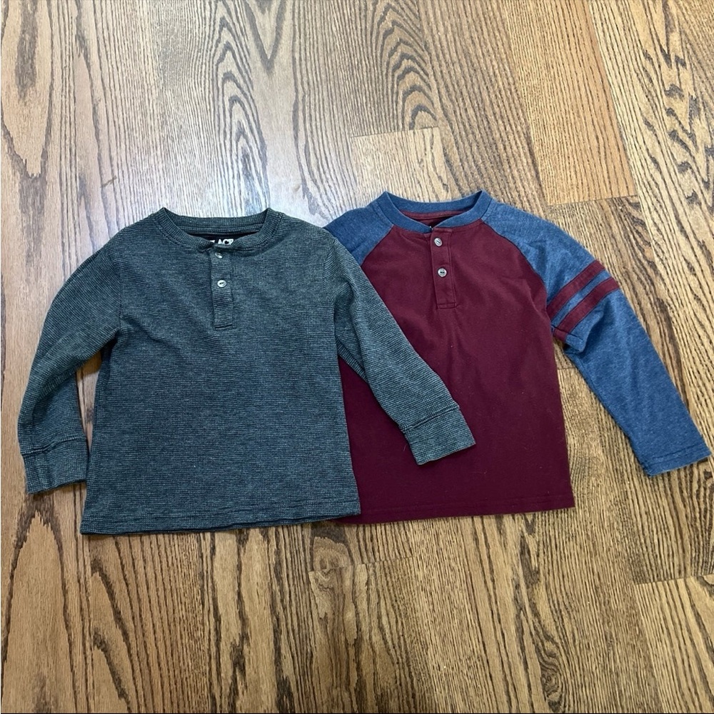 ❤️3/$20❤️ XS(4) long sleeved shirts